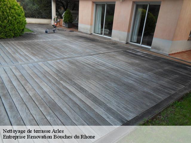 Nettoyage de terrasse  arles-13200 Entreprise Renovation Bouches du Rhone